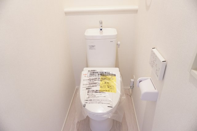 草加市遊馬町 新築分譲住宅 全2棟 2号棟のトイレ|2階