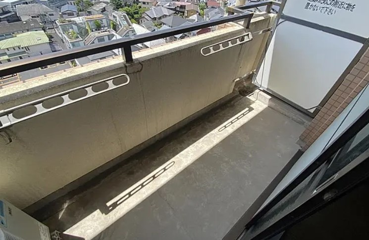 エスポワール善福寺のバルコニー