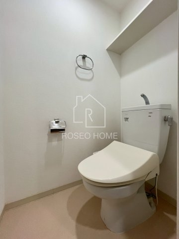 ジャン・プラス・ソック谷町六丁目Ⅵのトイレ