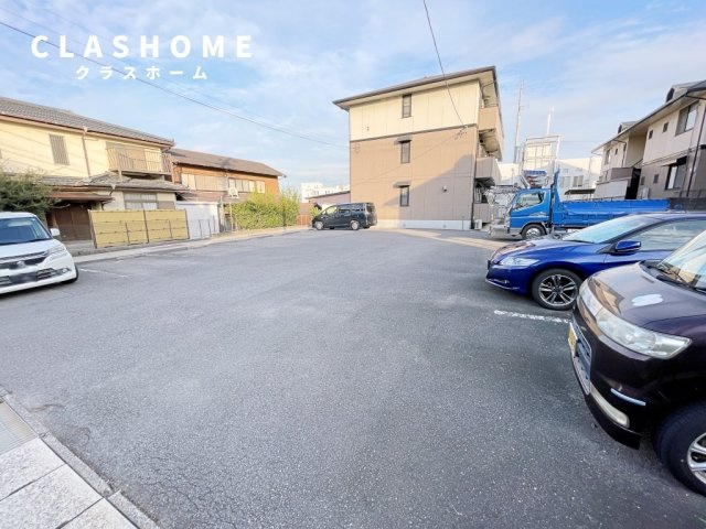 ユーミクラF２　　刈谷市近郊の賃貸はクラスホームの駐車場