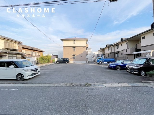 ユーミクラF２　　刈谷市近郊の賃貸はクラスホームの駐車場