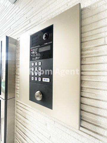 MOVE岩塚のエントランス