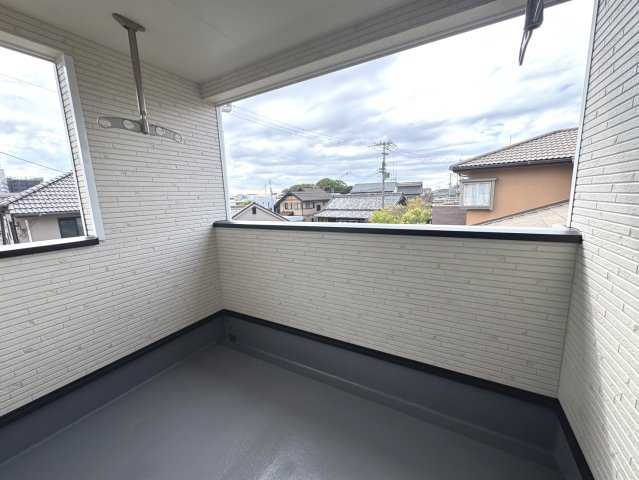 クレイドルガーデン貝塚市地藏堂第1新築分譲住宅のバルコニー|雨の日でも安心のルーフバルコニー◎【1号棟】