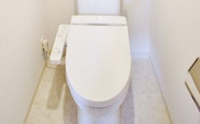 【トイレ】 | ONZE MARINA TABATA | 清潔感のあるトイレです