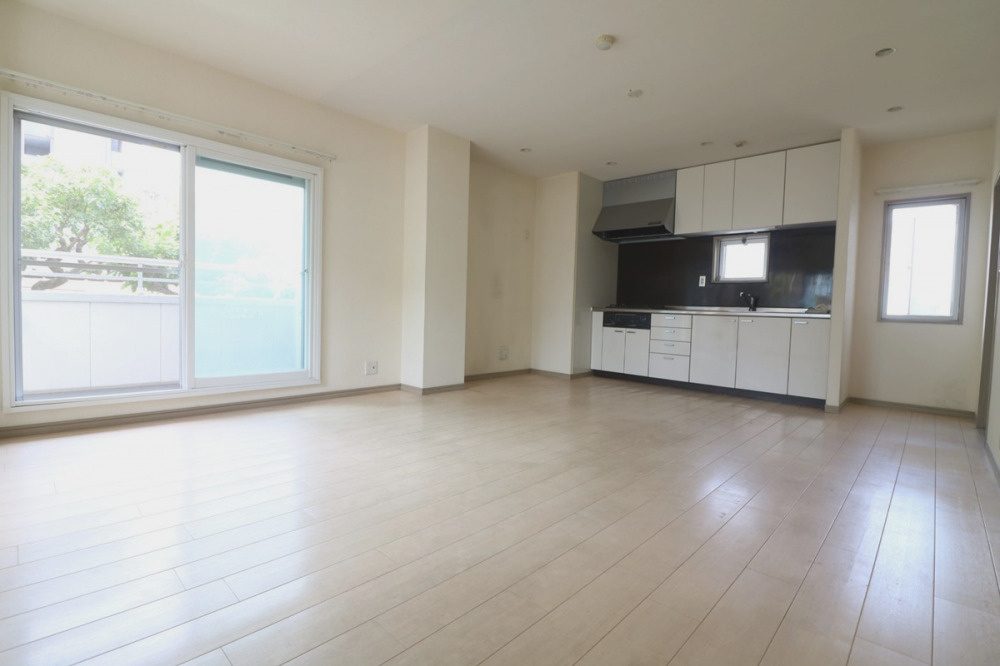 【居間・リビング】