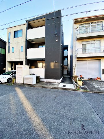 REGALEST中村公園deuxの外観