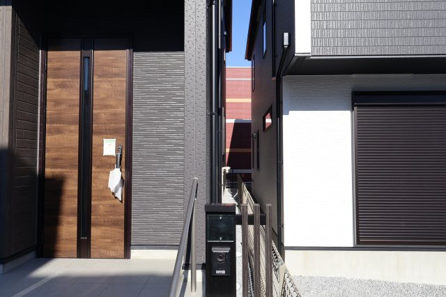 《仲介手数料無料》上尾市大字大谷本郷871-2新築一戸建てグラファーレの外観|撮影日 2025年11月28日 10:50 晴れ