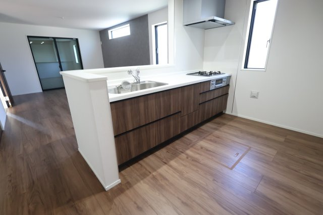 《仲介手数料無料》上尾市大字大谷本郷871-2新築一戸建てグラファーレのキッチン|撮影日 2025年11月28日 10:50 晴れ