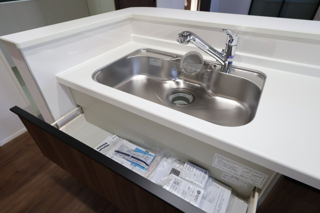 《仲介手数料無料》上尾市大字大谷本郷871-2新築一戸建てグラファーレのキッチン|撮影日 2025年11月28日 10:50 晴れ