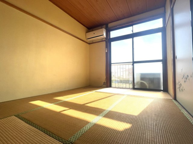 鹿島ハイツの和室