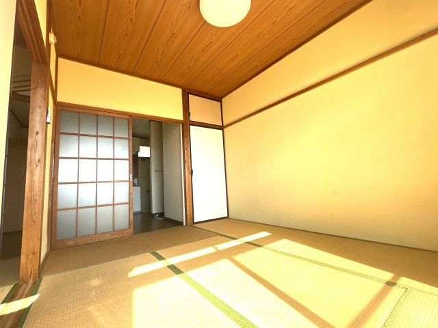 鹿島ハイツの和室