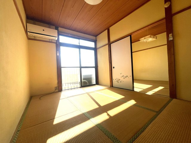 鹿島ハイツの和室