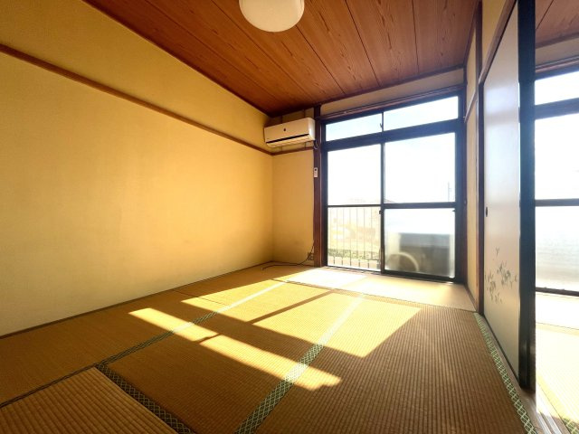 鹿島ハイツの和室