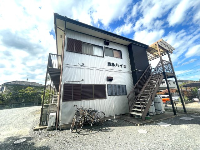 鹿島ハイツの外観