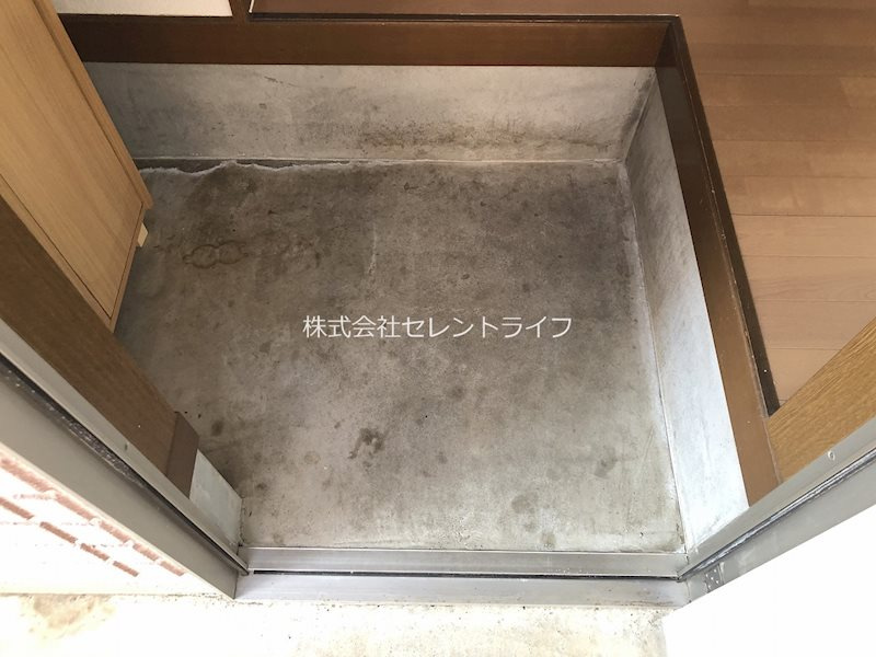 メゾン・ド・Kの玄関