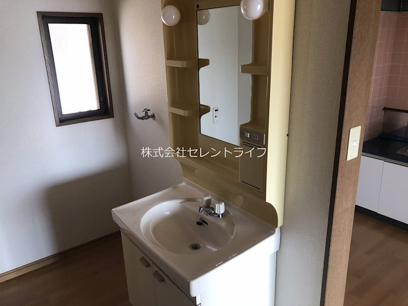 メゾン・ド・Kの独立洗面台