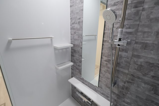 《仲介手数料無料》上尾市大字大谷本郷871-2新築一戸建てグラファーレの浴室|撮影日 2025年11月28日 11:00 晴れ