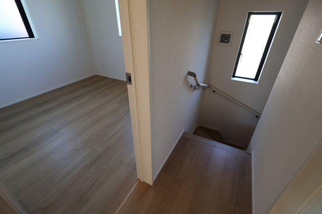 《仲介手数料無料》上尾市大字大谷本郷871-2(3号棟)新築一戸建てグラファーレの内装|撮影日 2025年11月28日 11:00 晴れ