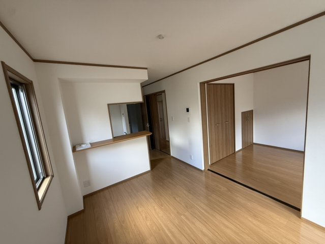 ドミール高山の居間・リビング