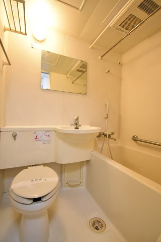 タケ＆ハルビル第２の浴室