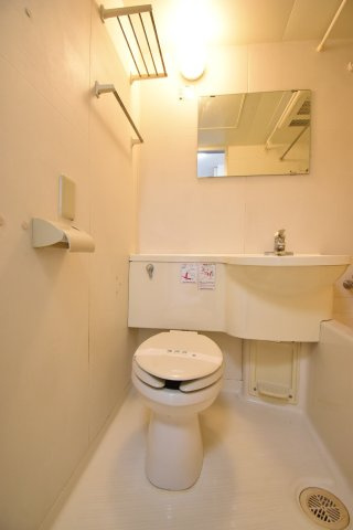 タケ＆ハルビル第２のトイレ