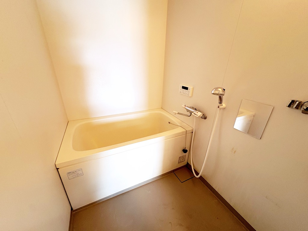 サニータウン羽倉崎駅前参番街の浴室