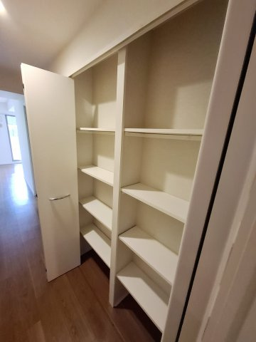 甲子園三番町ハイツの収納