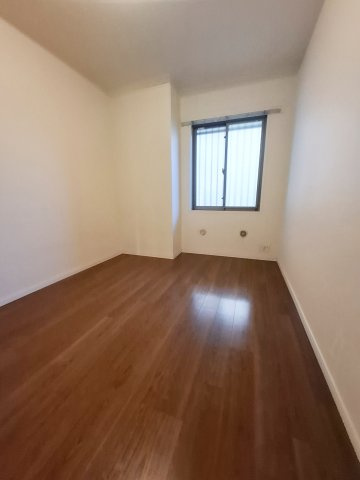 甲子園三番町ハイツの洋室|6.5帖