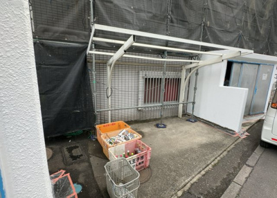 【設備】 | アートイン八王子 | 共有部分は、住民なら誰もが使える設備のこと。例えば駐車場やエレベーター、インターネット設備、セキュリティ設備などがあります。他にも、マンションの廊下・外部階段やエントランス・ゴミ置き場などがあります。