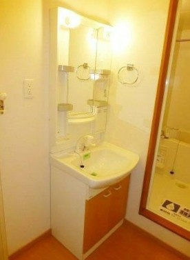 【独立洗面台】 | サン・ビエール | 嬉しい独立洗面台付き。