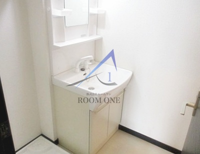 ラ・フォート東日暮里の洗面所|洗面台です。