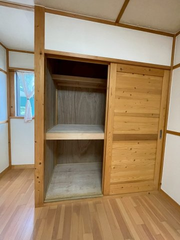 富士宮市内房　中古戸建　（130.17坪）の収納