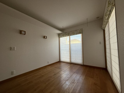 【洋室】 | 西城南蔵のある家