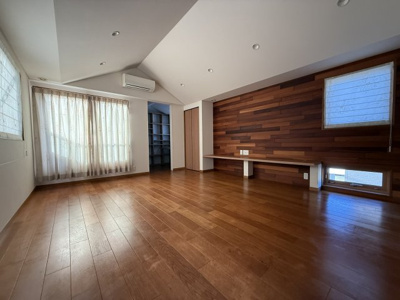 【居間・リビング】 | 西城南蔵のある家