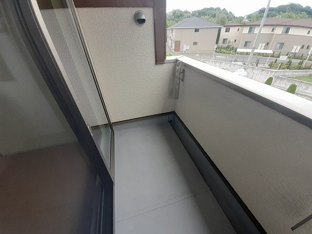 レジェンドのバルコニー|陽当たり良好なバルコニーです