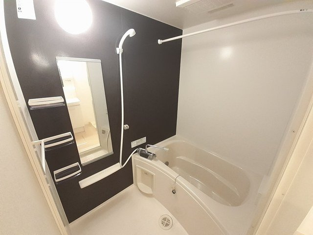 レジェンドの浴室|コンパクトで使いやすいお風呂です