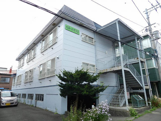 ベルハイツⅡの外観