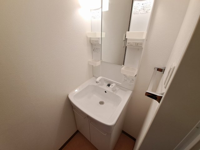 ニューアートハウス甲子園の洗面所