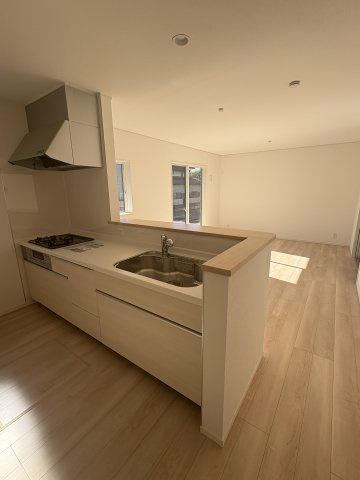 植田町横町 新築一戸建てのキッチン