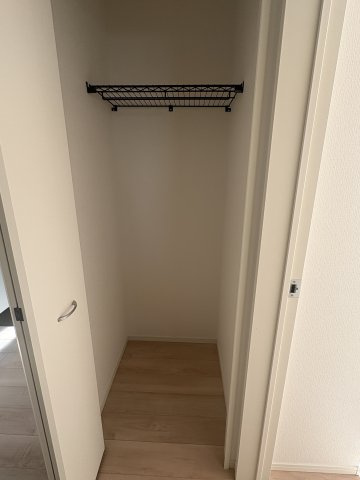 植田町横町 新築一戸建ての収納