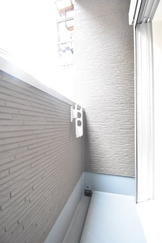 SayaReine Sugimotoのバルコニー