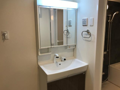 【洗面所】 | アスタナ | 洗髪洗面化粧台