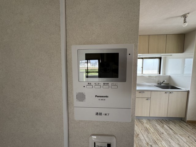 ジュネス青山のセキュリティ|TVモニターホンです。