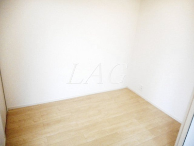 【寝室】 | 弥栄（イヤサカ） | 寝室です。