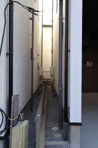 《仲介手数料無料》南区根岸２丁目21-13新築一戸建てグラファーレの外観|撮影日 2025年11月20日 12:40 晴れ