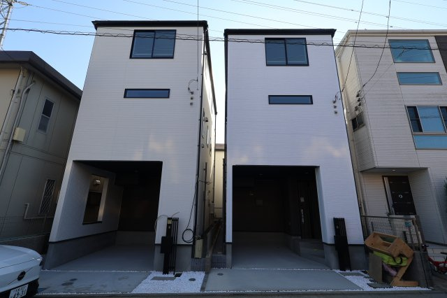 《仲介手数料無料》南区根岸２丁目21-13新築一戸建てグラファーレの外観|撮影日 2025年11月20日 12:40 晴れ