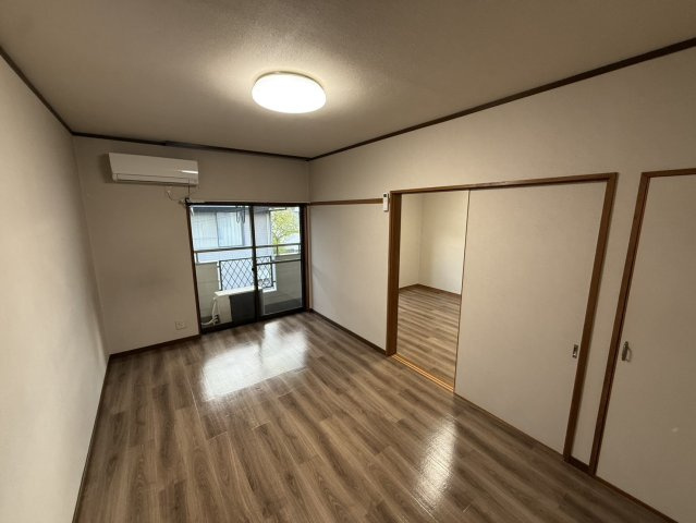 ミースアムールの居間・リビング