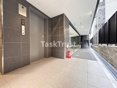 【ロビー】 | NUI南森町