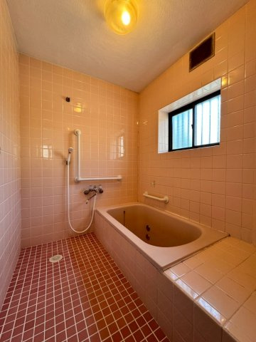 寝屋川市中木田町の浴室