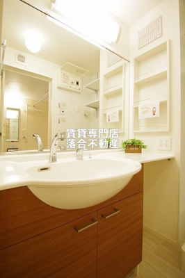 【独立洗面台】 | メルベーユ | 使いやすい独立洗面台